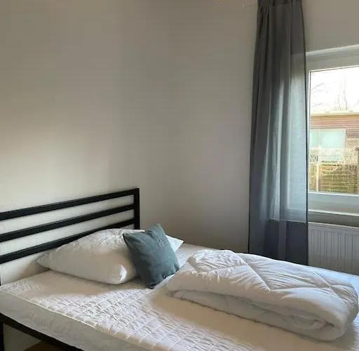 Stilvolle 3 Zimmer Wohnung In Bremen